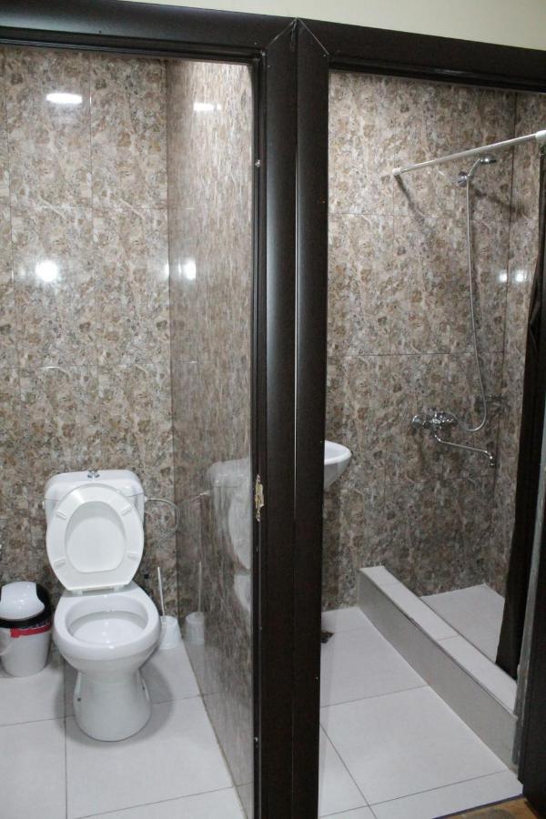 Tempus Hotel-Hostel Erivan Dış mekan fotoğraf